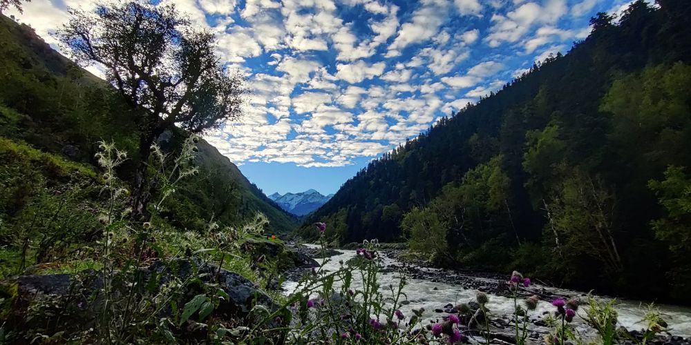 thinairexpedition great lakes trek in kashmir