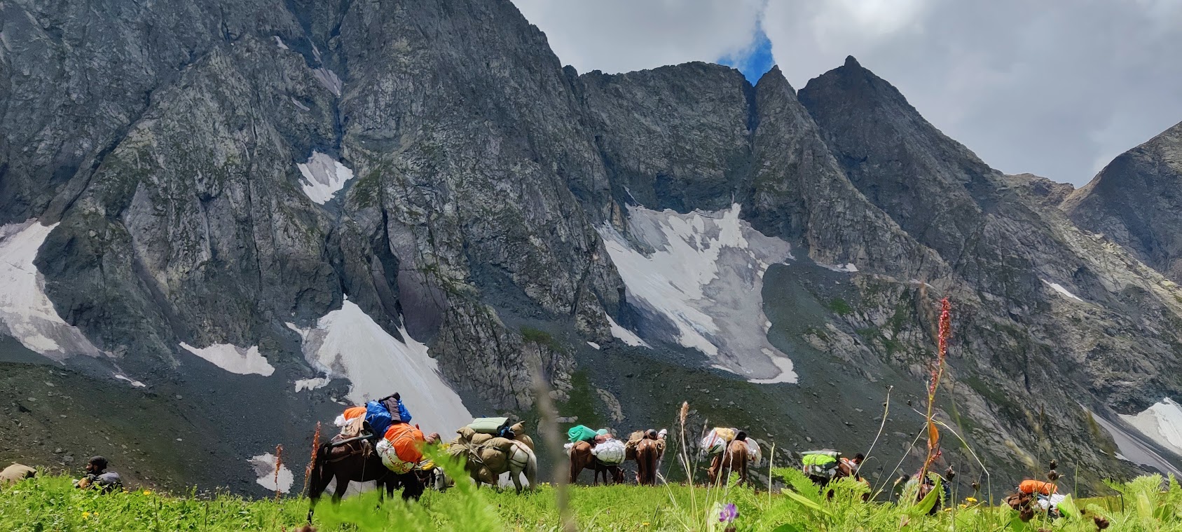 kashmir great lakes trek the ultimate guide to indias most stunning alpine adventure