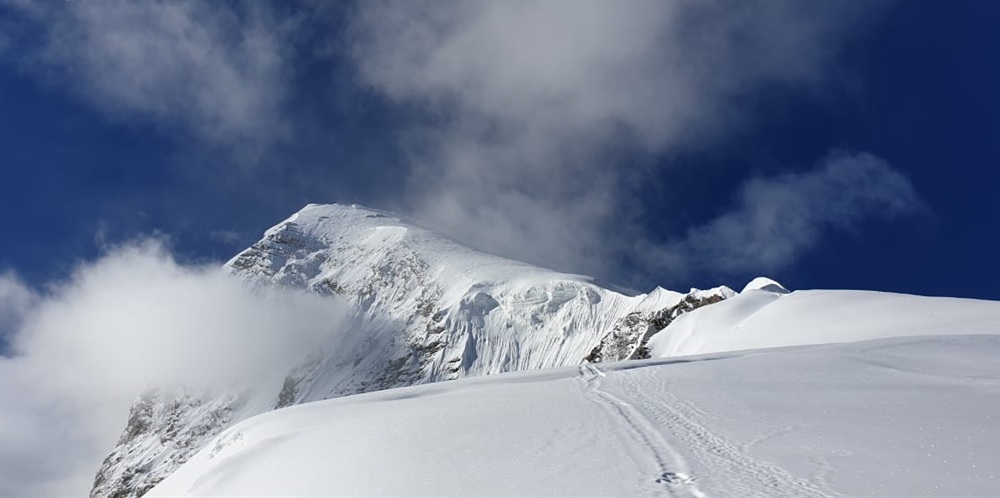 Mount Satopanth Peak