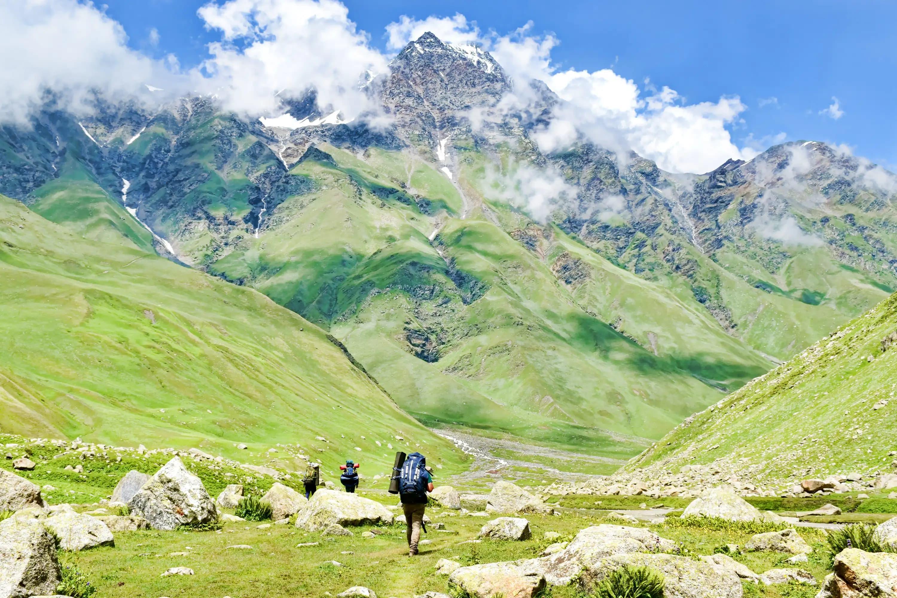 Pin Bhaba Pass Trek in Spiti Valley A Journey Between Two Himalayan Worlds