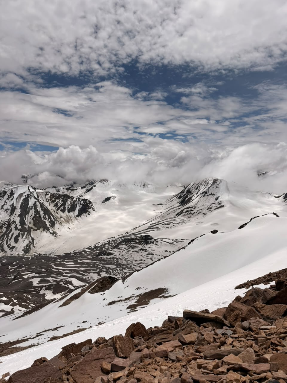 Yunam Peak expedition